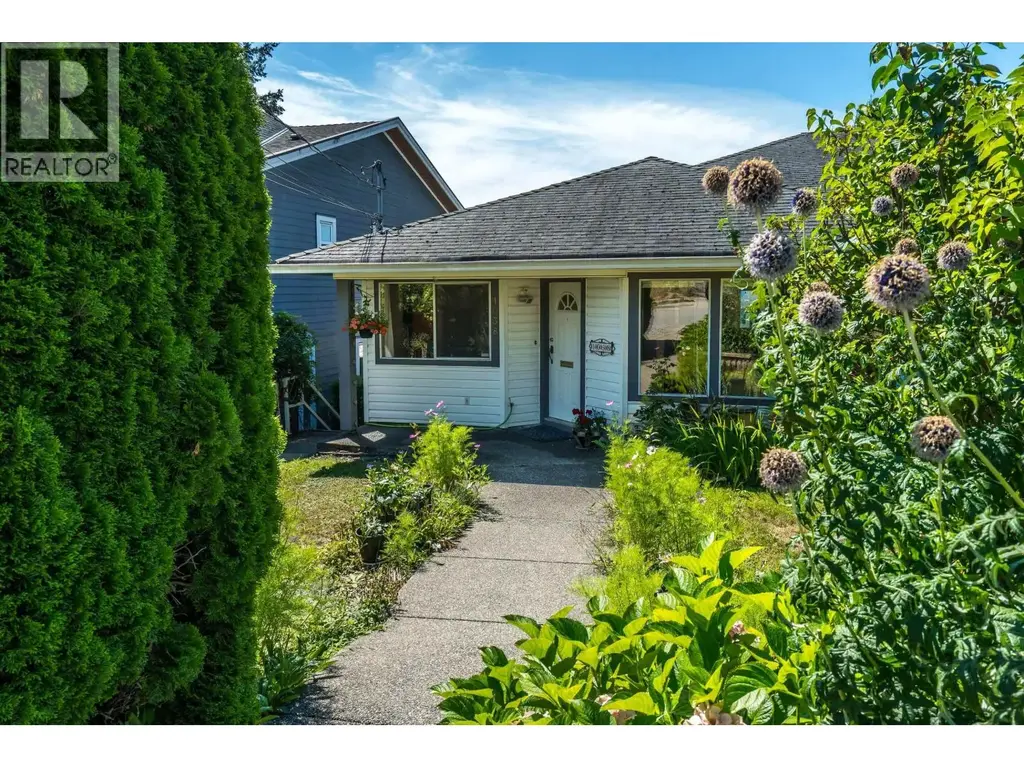 1038 Walls Avenue, Coquitlam