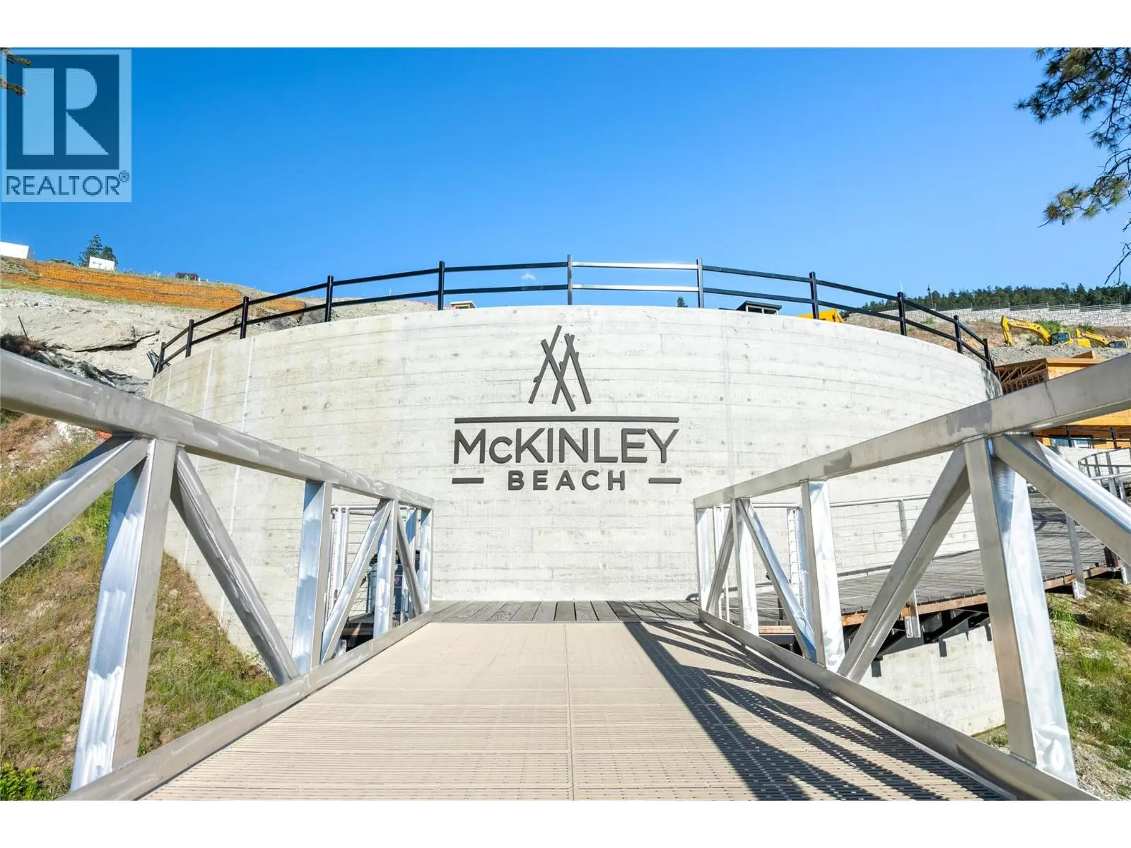 3548 Arrowroot Drive. Kelowna, British Columbia