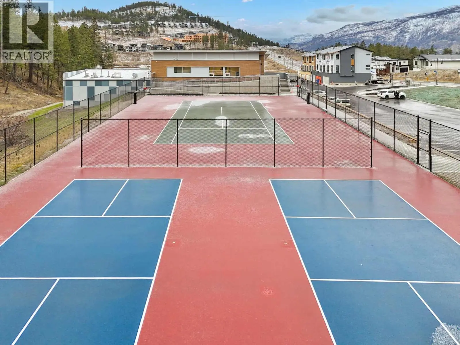 3548 Arrowroot Drive. Kelowna, British Columbia