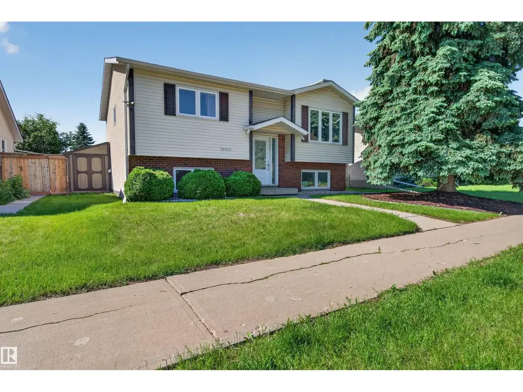 18303 76 Av Nw, Edmonton