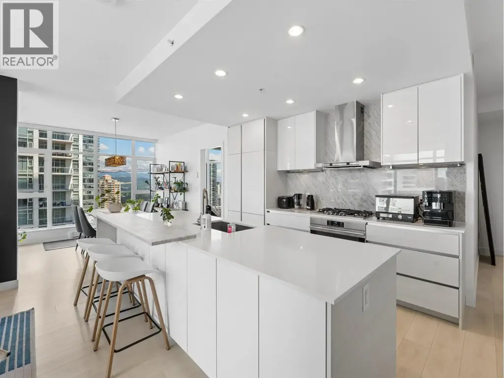 1807 6098 Station Street, Burnaby