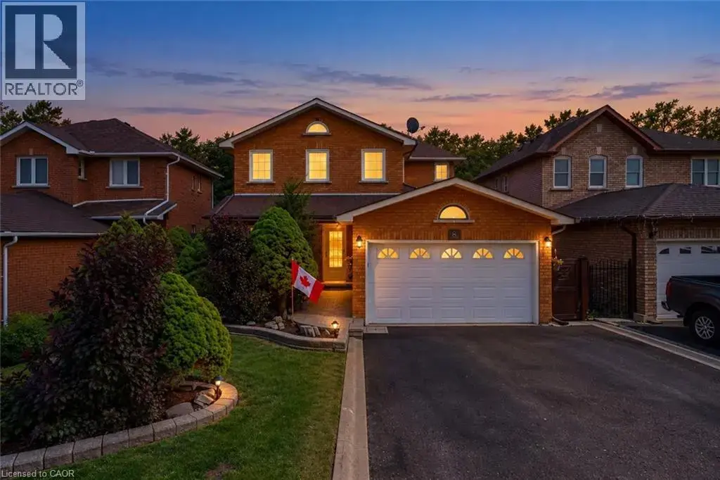 8 Cochrane Avenue, Brampton