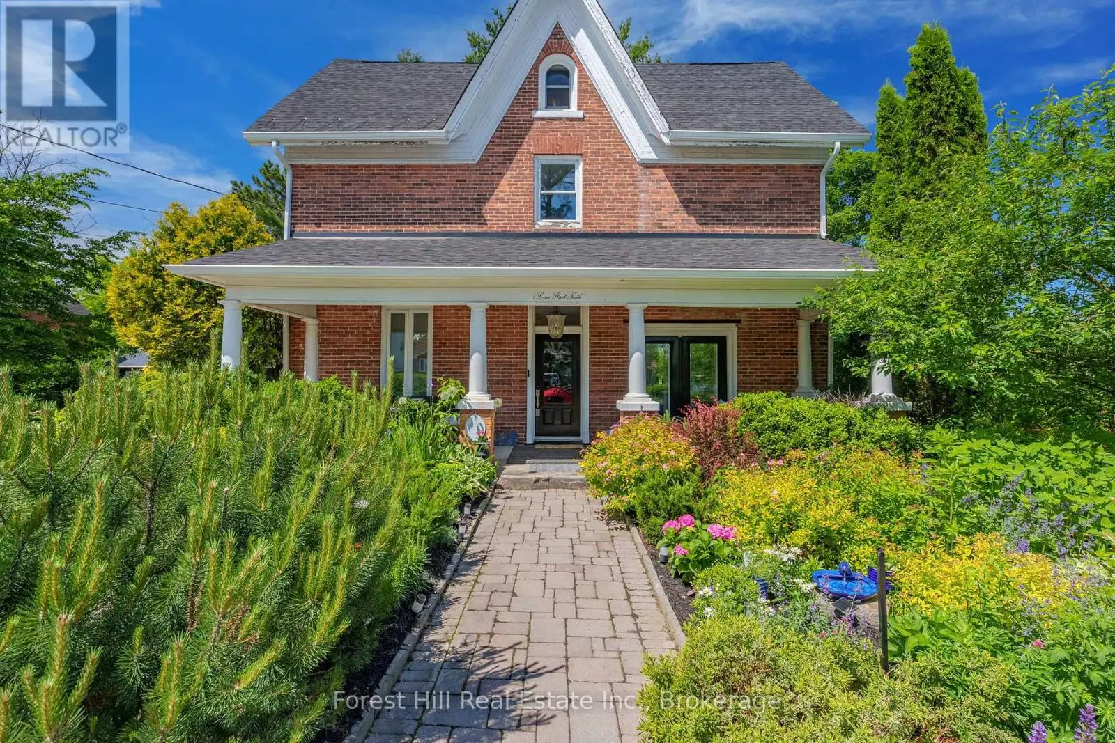 5 Lorne Street N, Huntsville