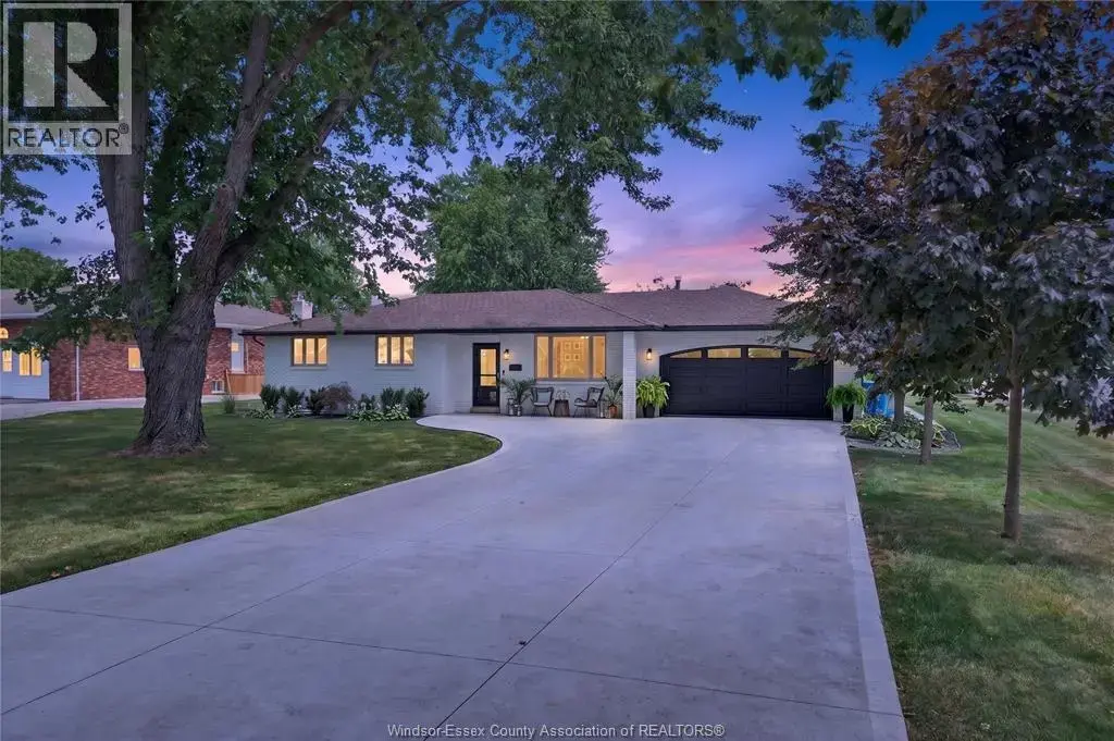 1579 Front Road South, Amherstburg