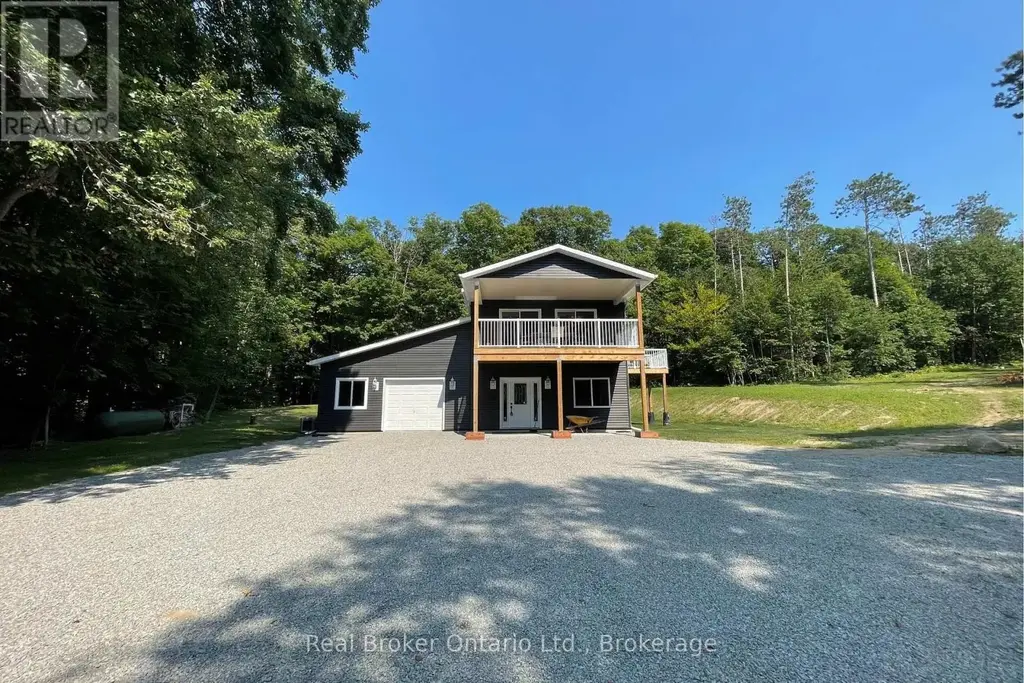 90 14 Concession E, Tiny
