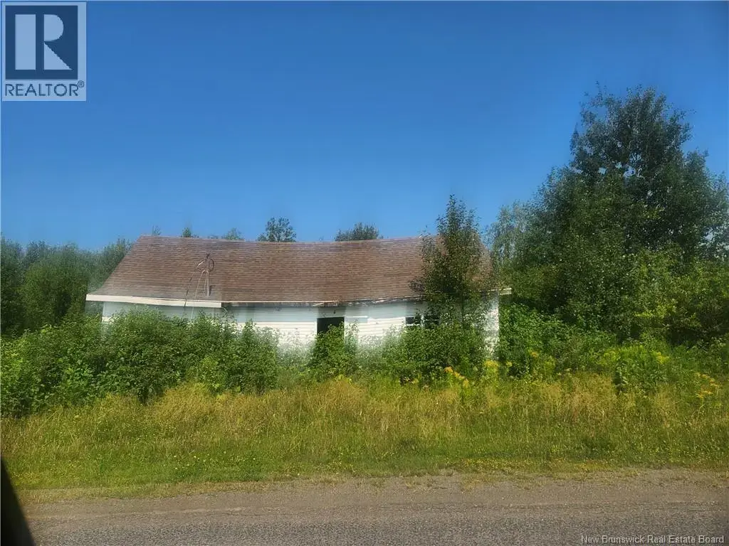 16 Andre Soucy Road, Saint-Léonard