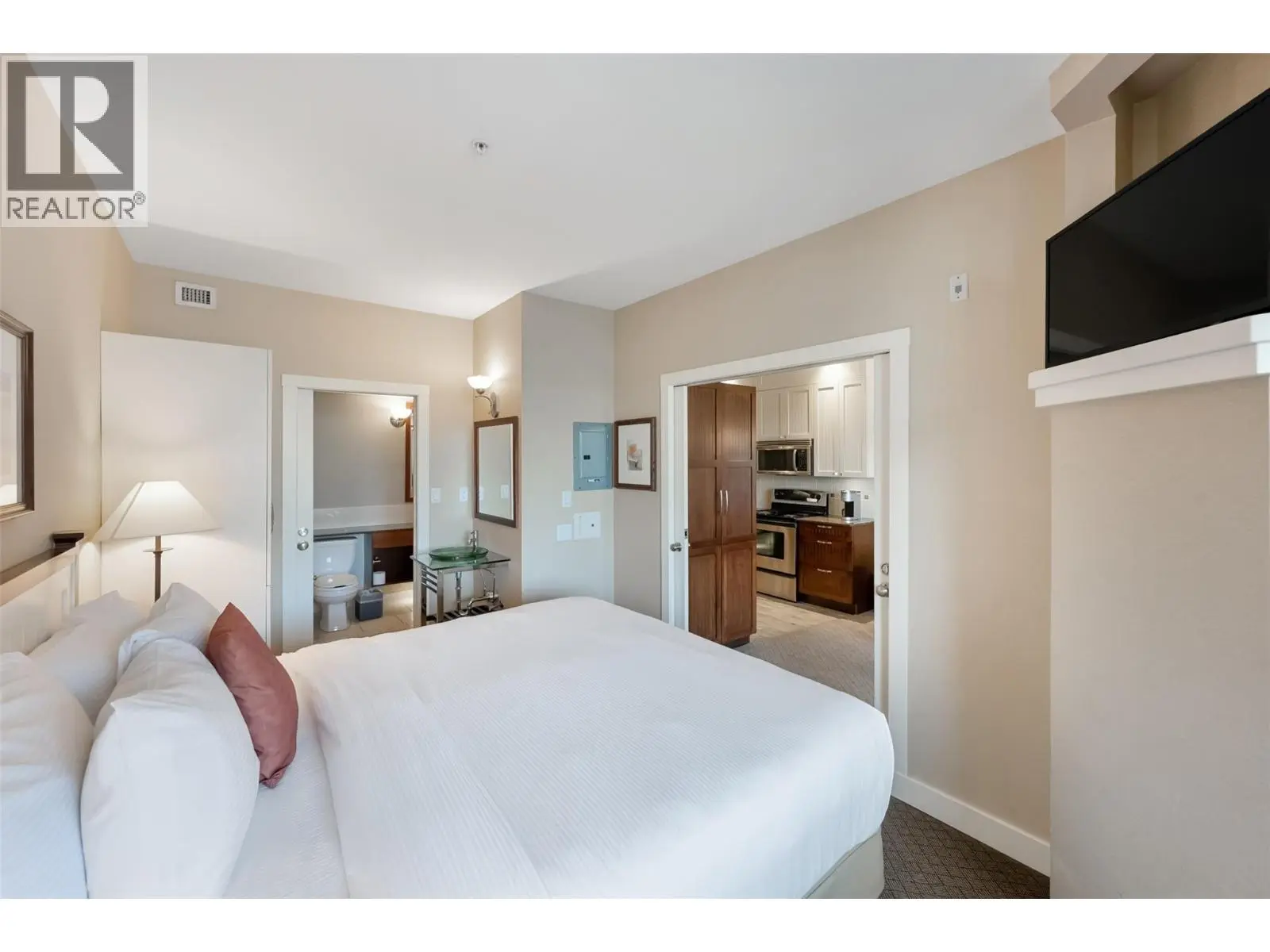 13011 Lakeshore Drive S Unit# 104. Summerland, British Columbia
