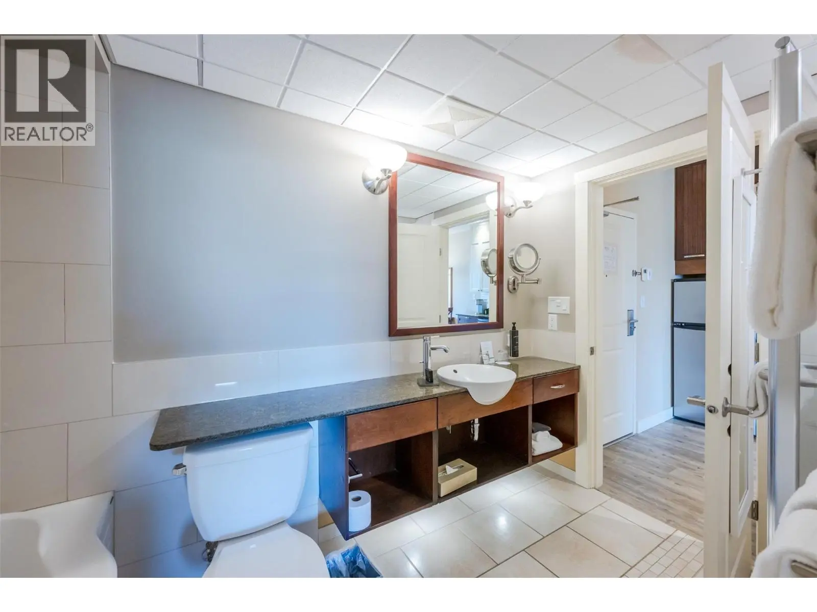 13011 Lakeshore Drive S Unit# 104. Summerland, British Columbia