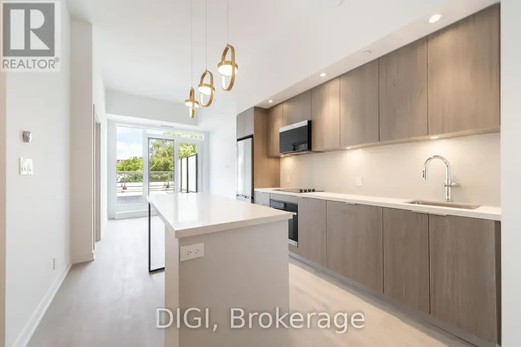 W426 - 485 Perth Avenue, Toronto (Weston-Pellam Park)