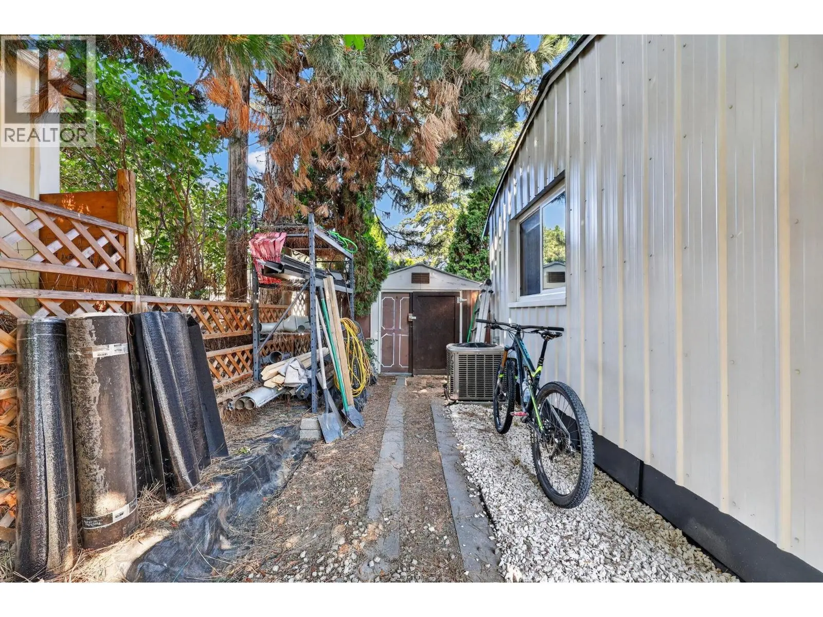 4075 Mcclain Road Unit# 50. Kelowna, British Columbia