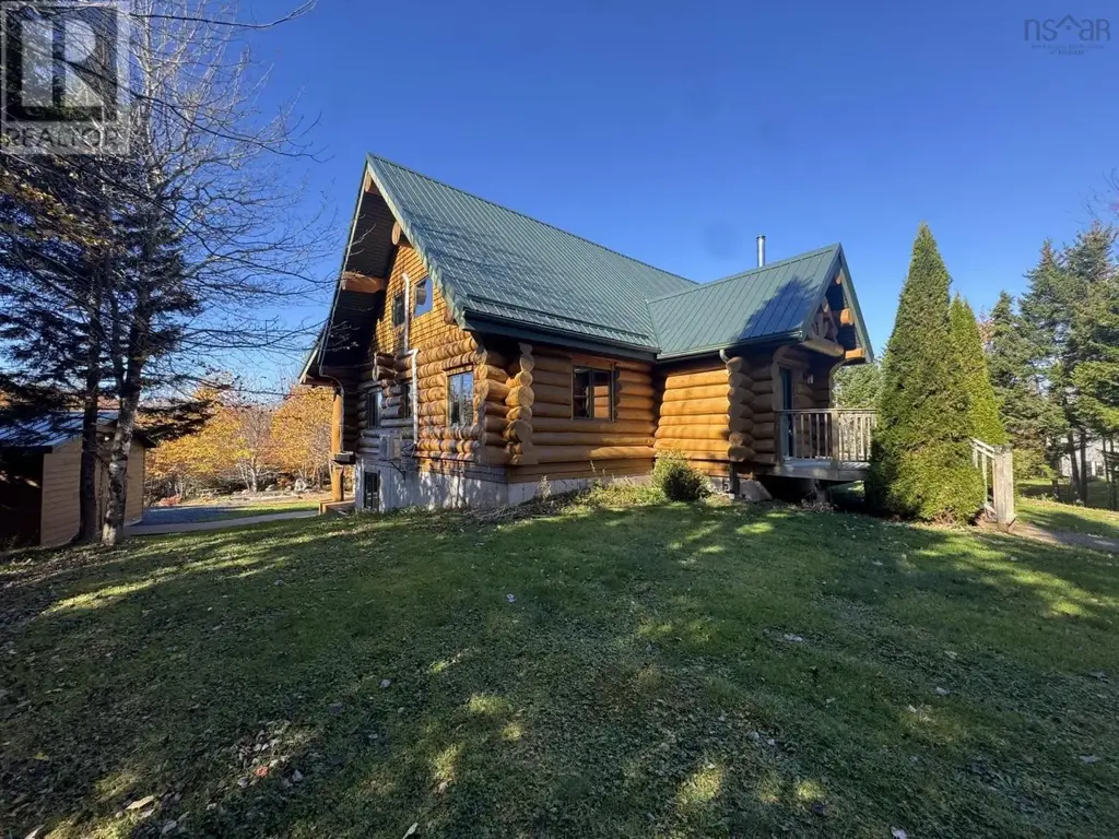 92 Emily Court, Mineville