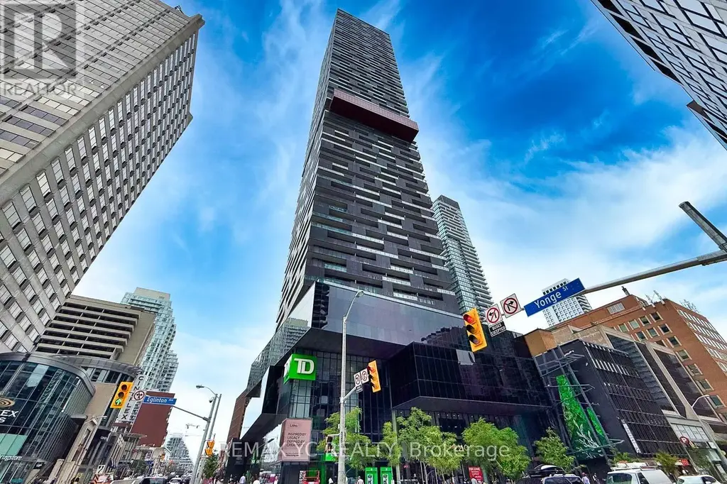 4812 - 8 Eglinton Avenue E, Toronto (Mount Pleasant West)