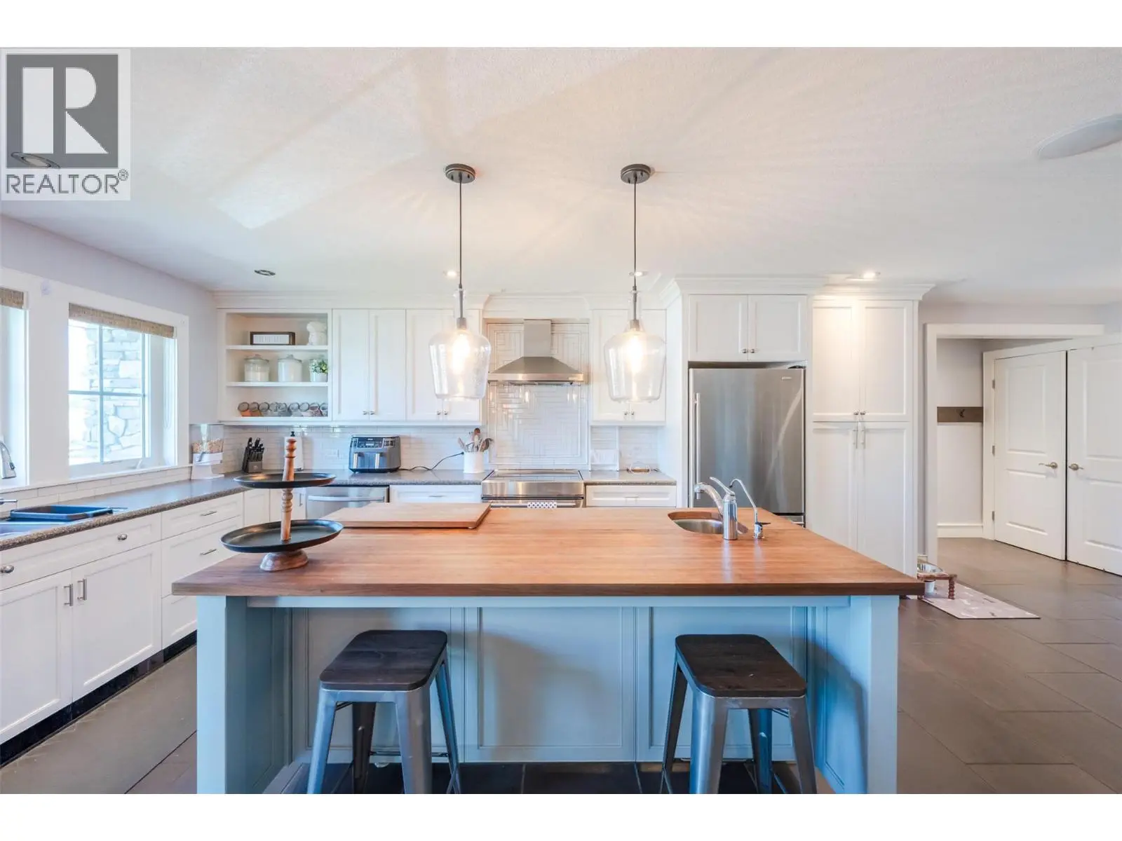 1507 Wharf Street. Summerland, British Columbia