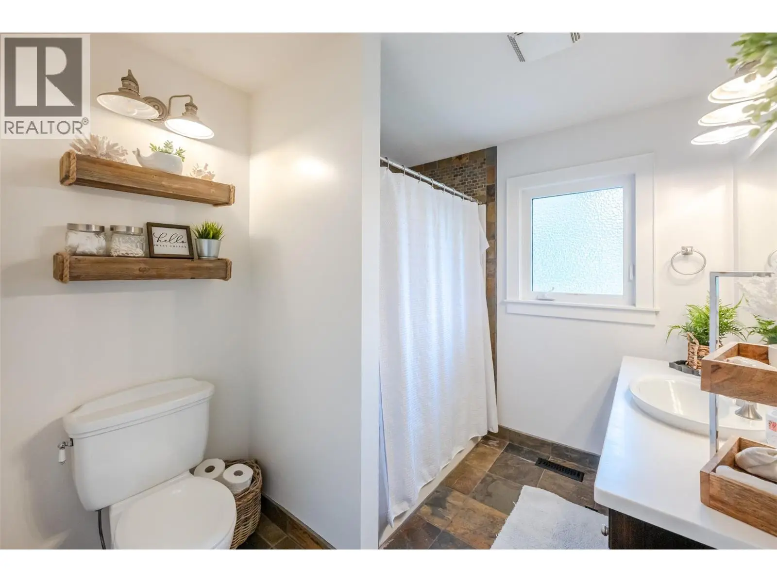 1507 Wharf Street. Summerland, British Columbia