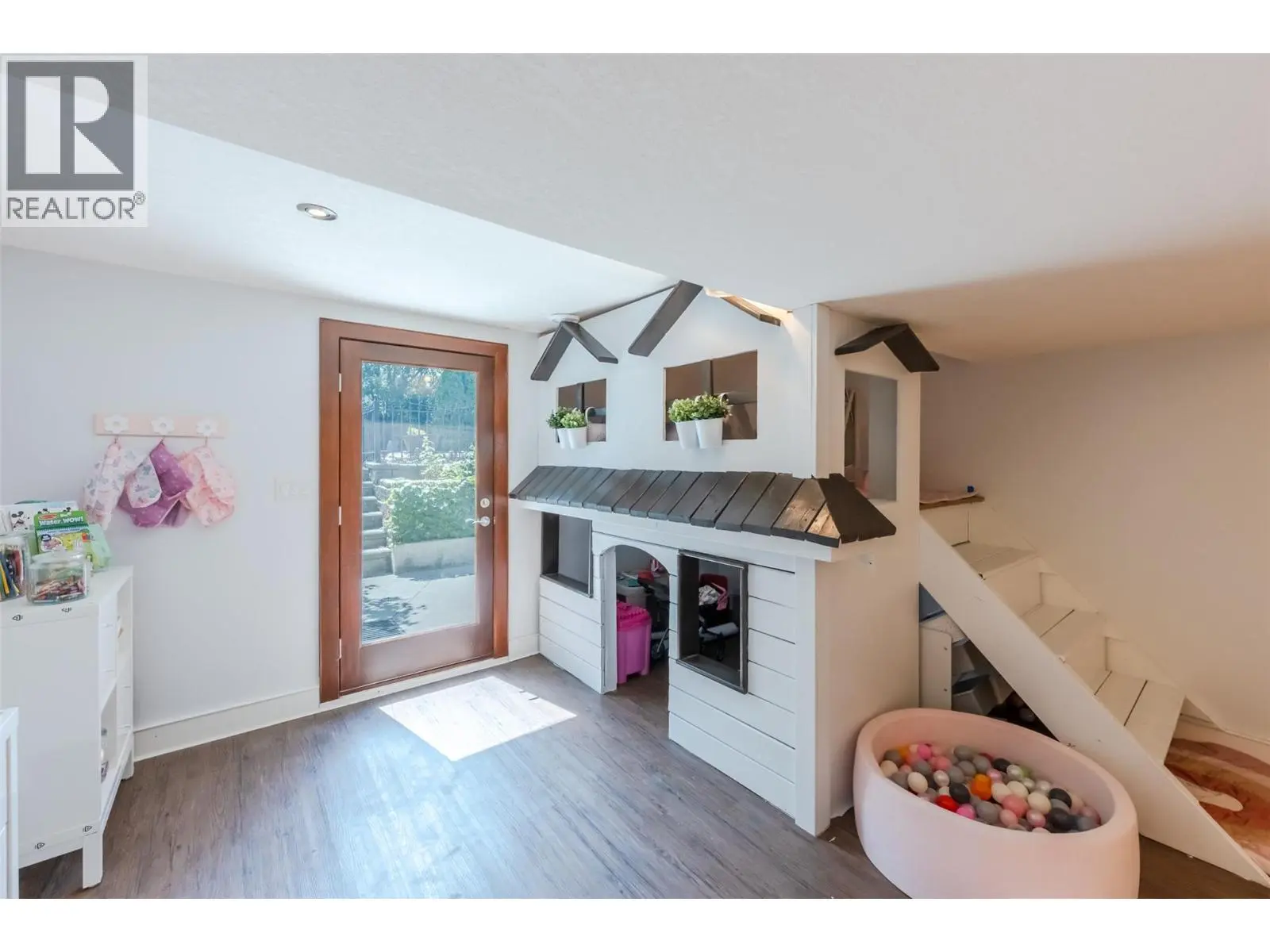 1507 Wharf Street. Summerland, British Columbia