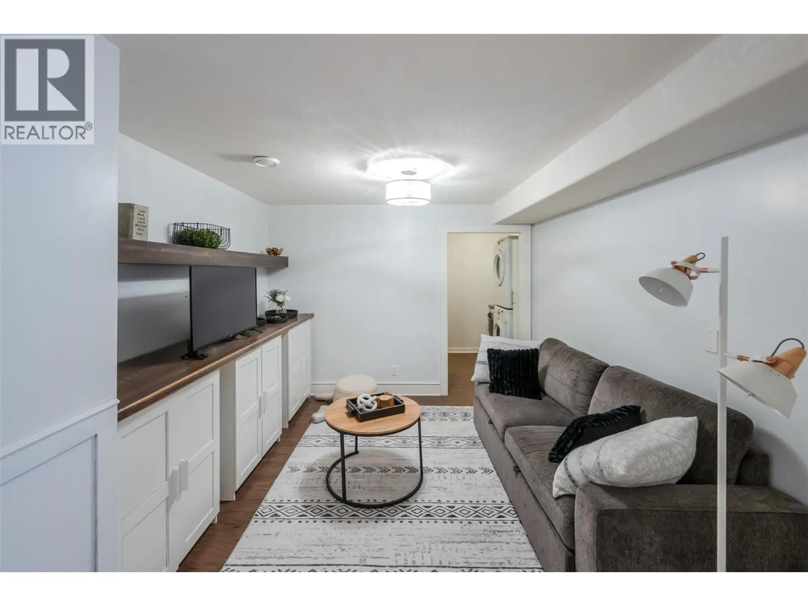 1507 Wharf Street. Summerland, British Columbia