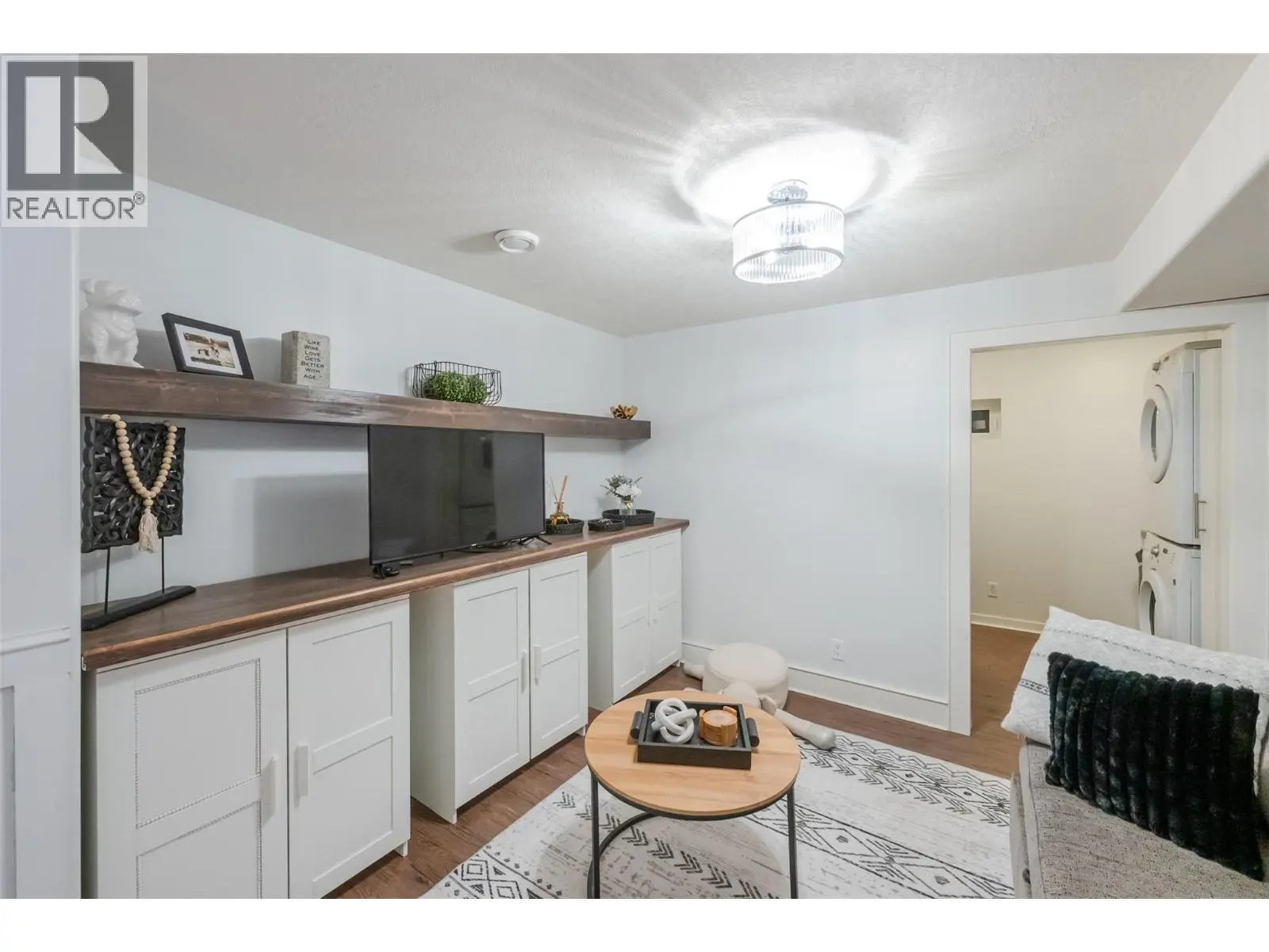 1507 Wharf Street. Summerland, British Columbia