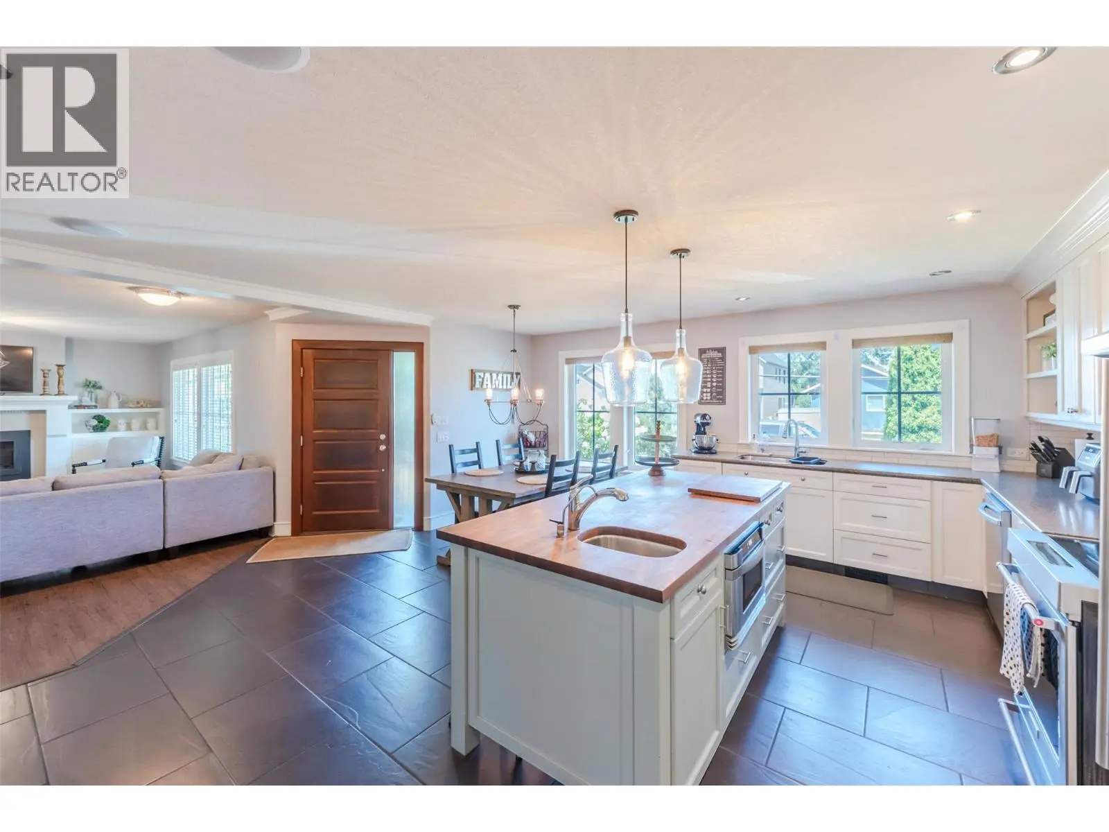1507 Wharf Street. Summerland, British Columbia