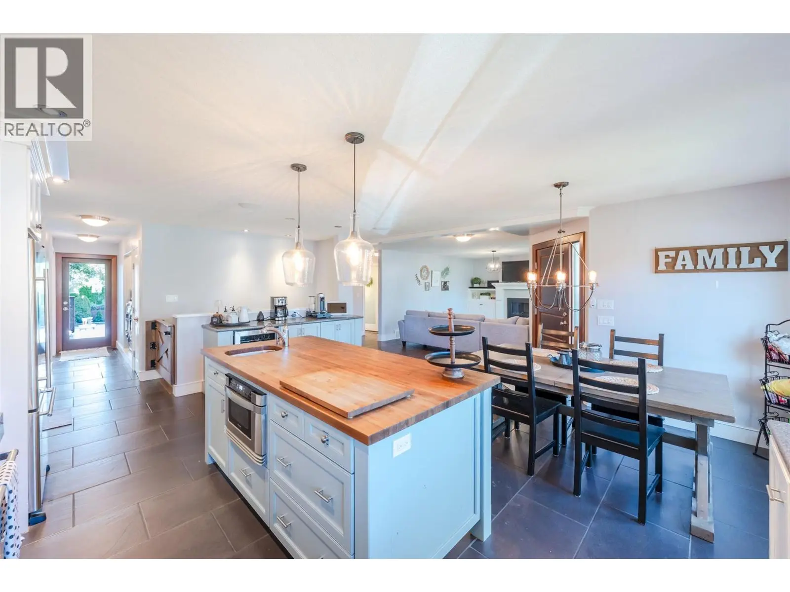 1507 Wharf Street. Summerland, British Columbia
