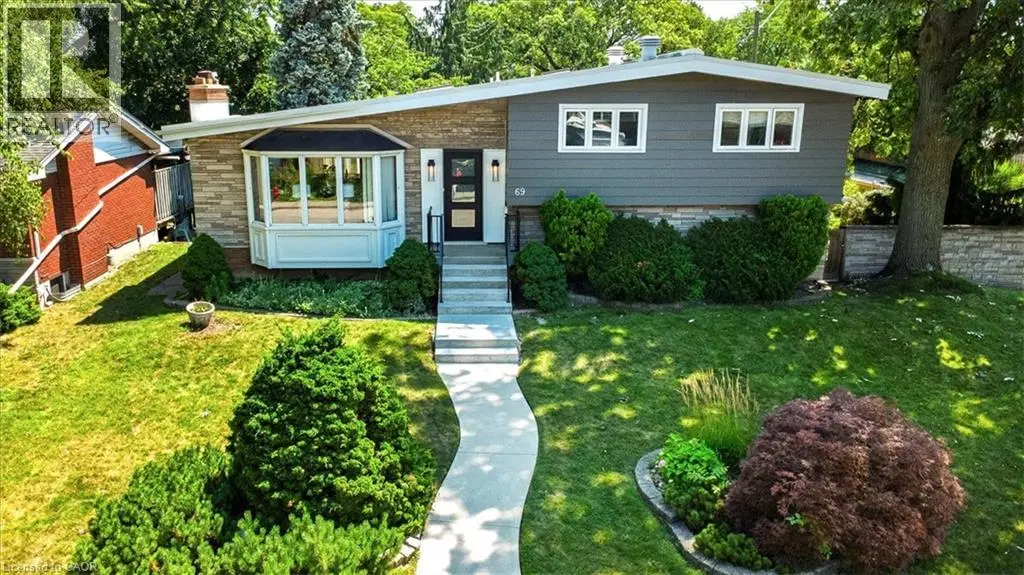 69 Pleasant Avenue, Hamilton