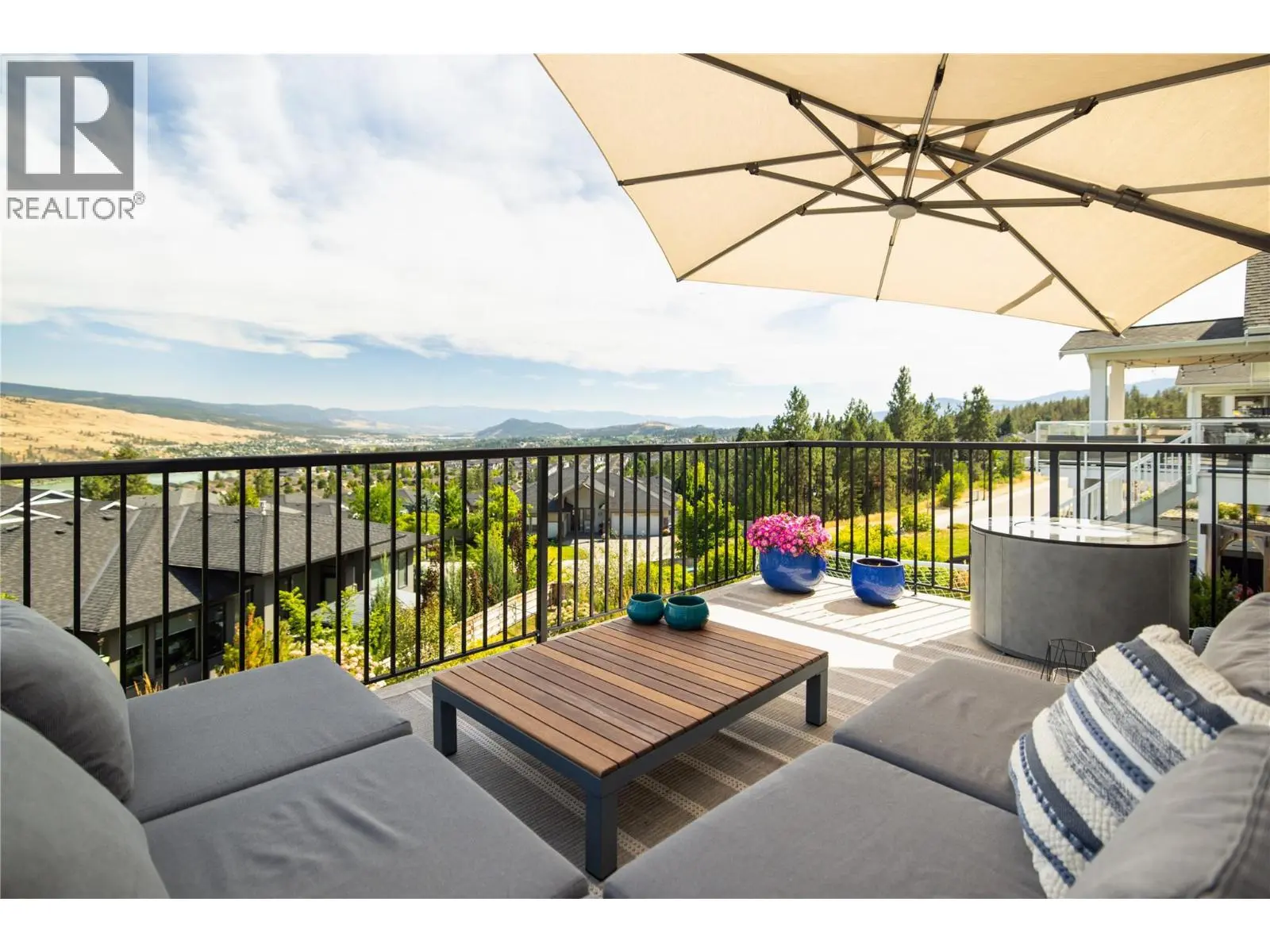 13411 Apex Lane. Lake Country, British Columbia
