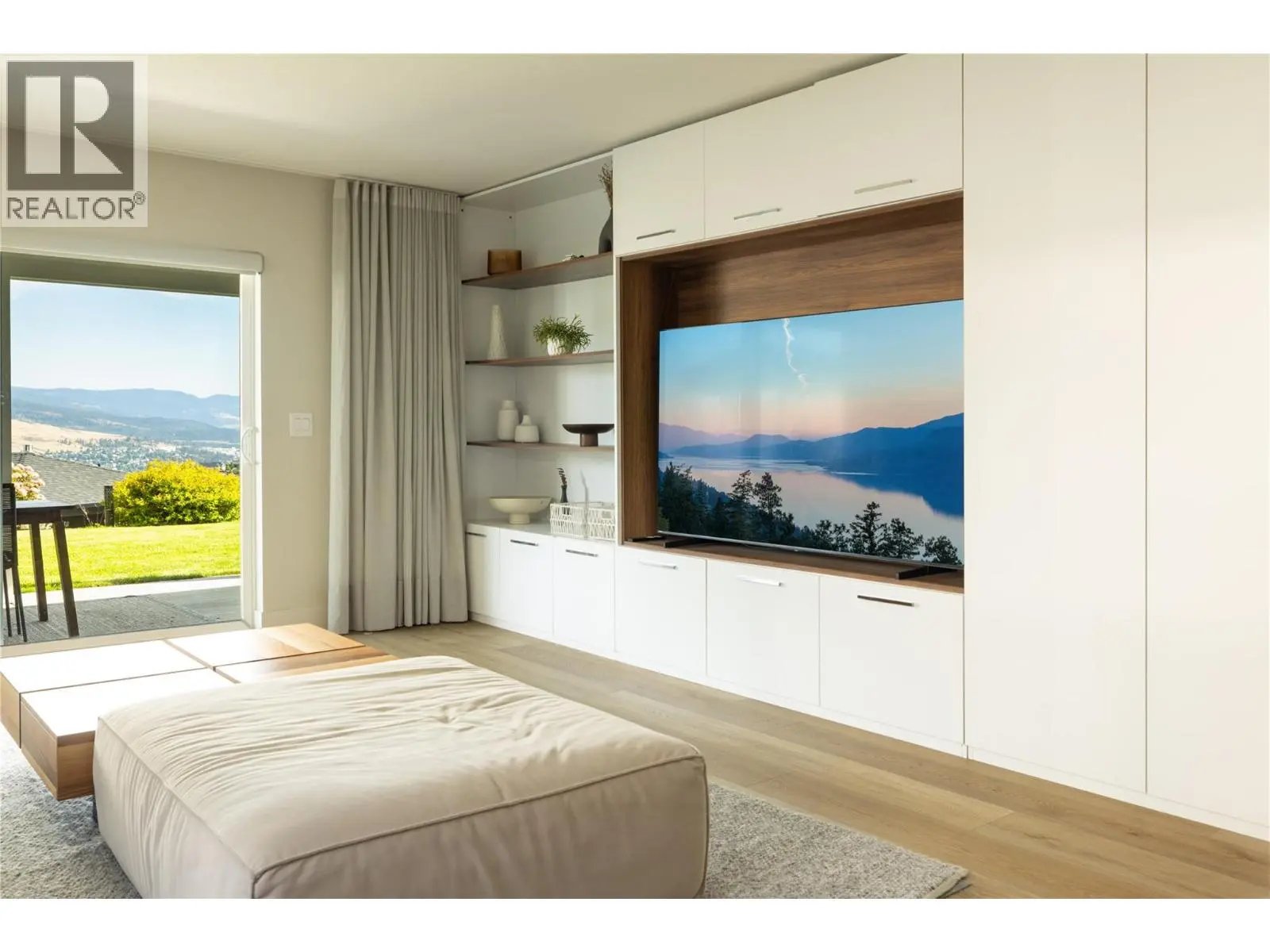 13411 Apex Lane. Lake Country, British Columbia