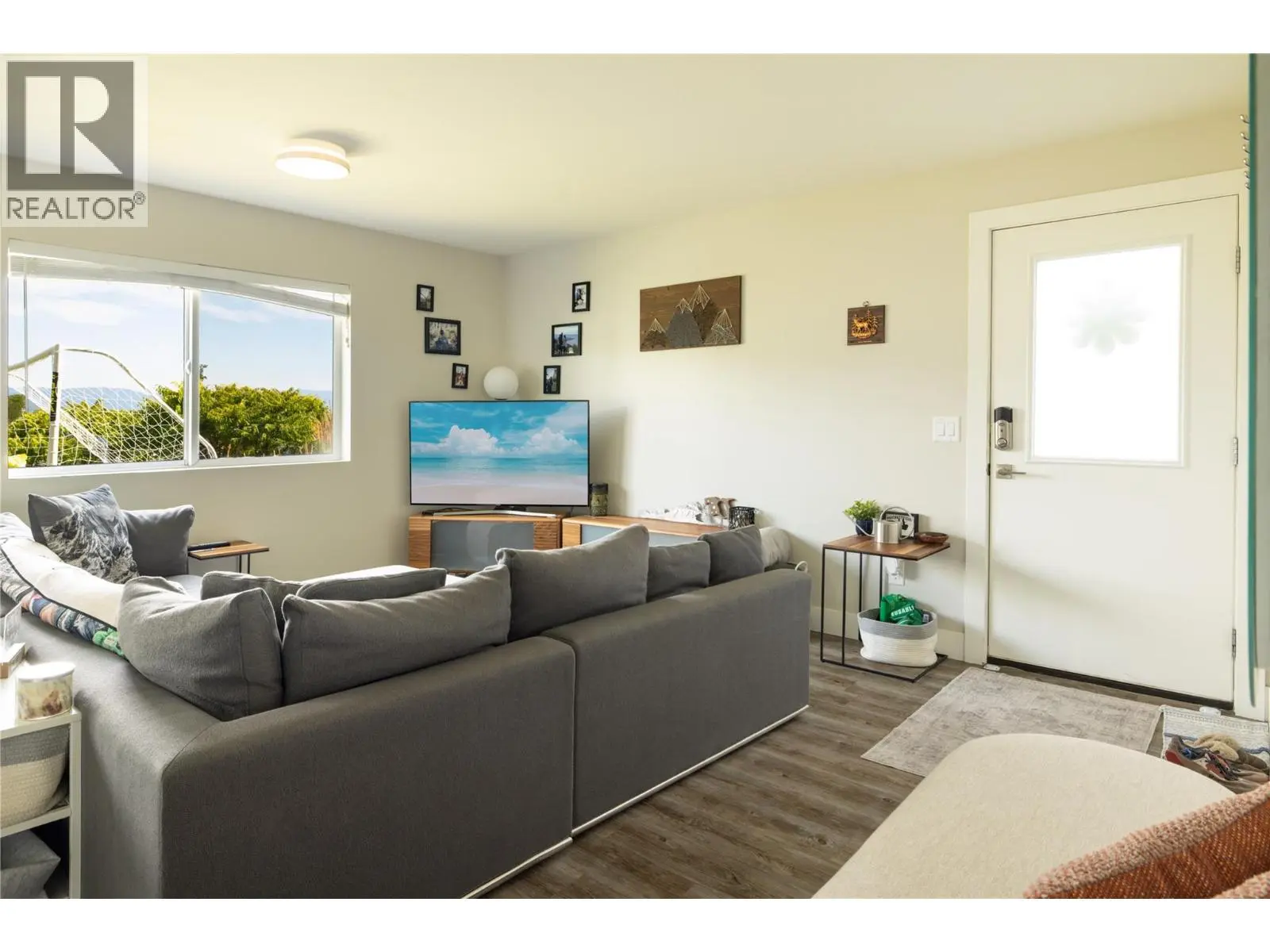 13411 Apex Lane. Lake Country, British Columbia