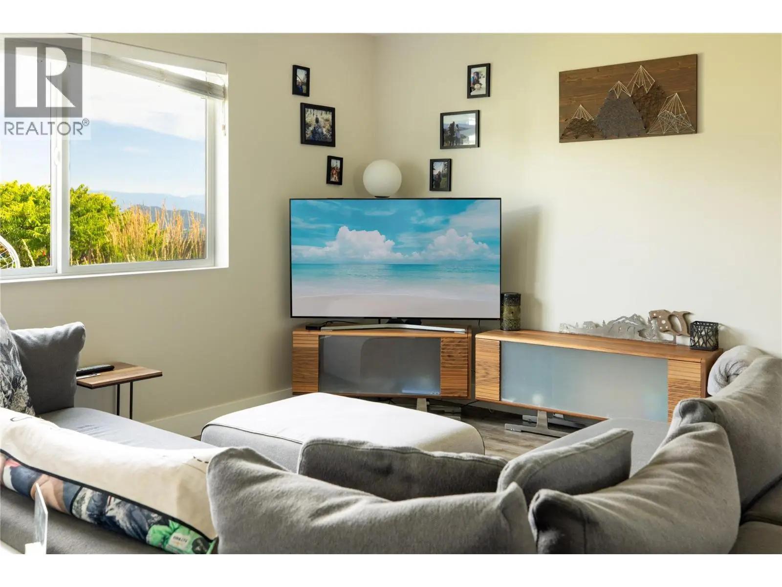 13411 Apex Lane. Lake Country, British Columbia