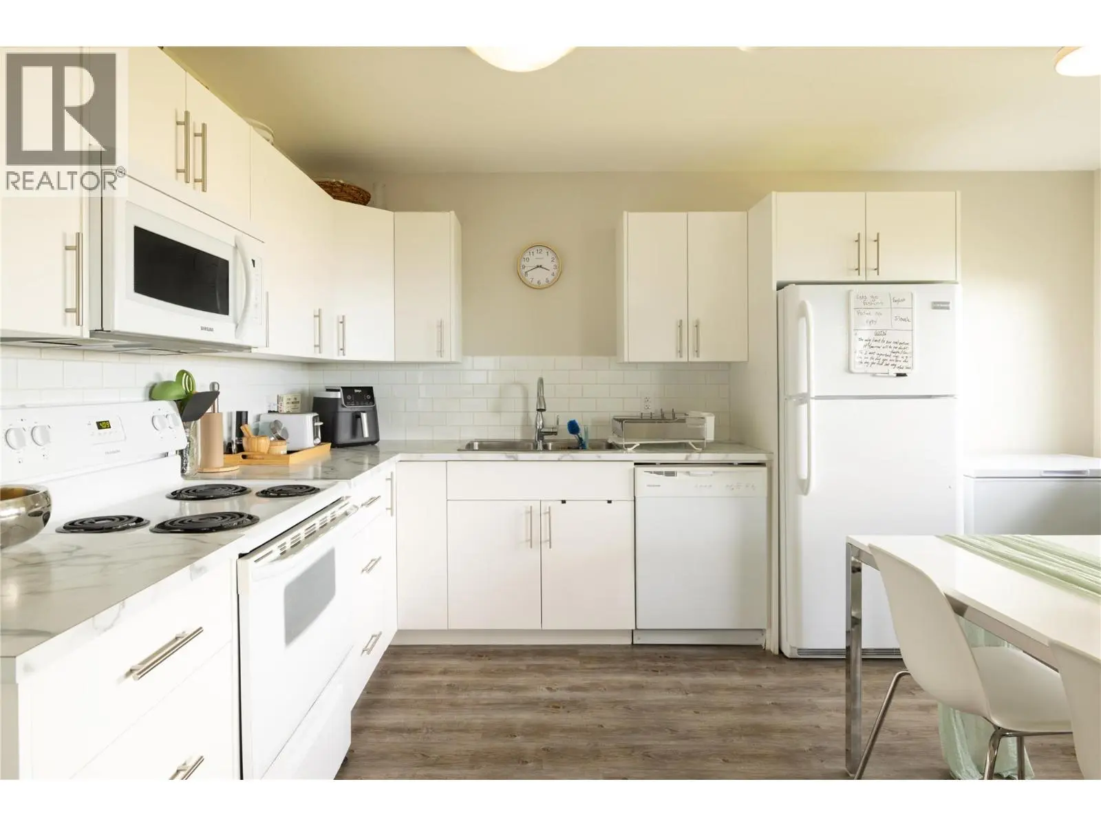 13411 Apex Lane. Lake Country, British Columbia