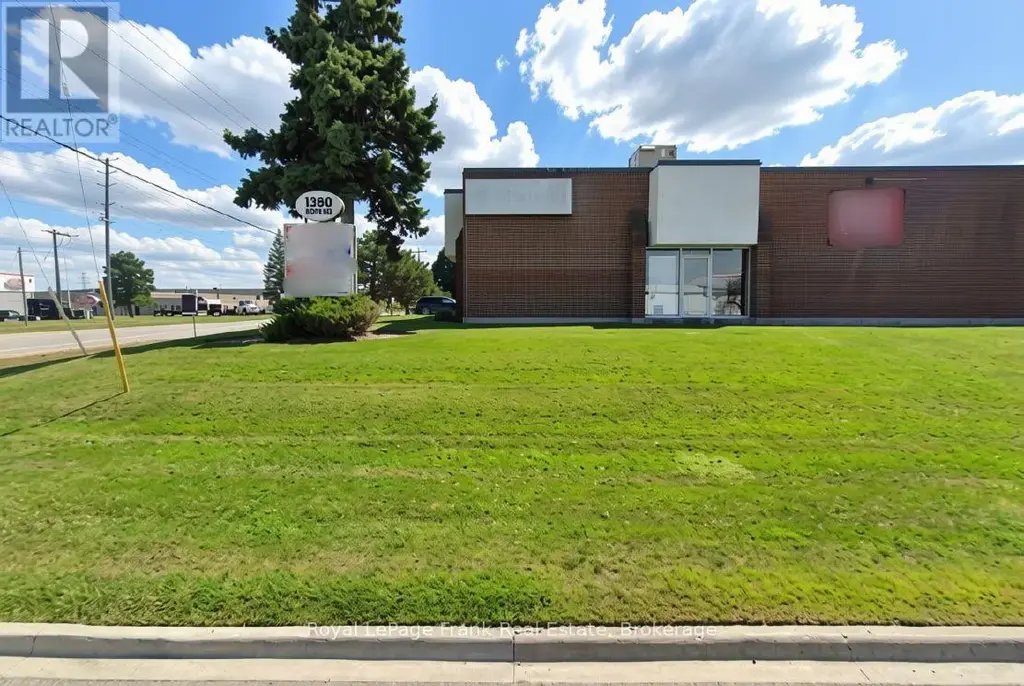 6/7r - 1380 Hopkins Street, Whitby (Whitby Industrial)