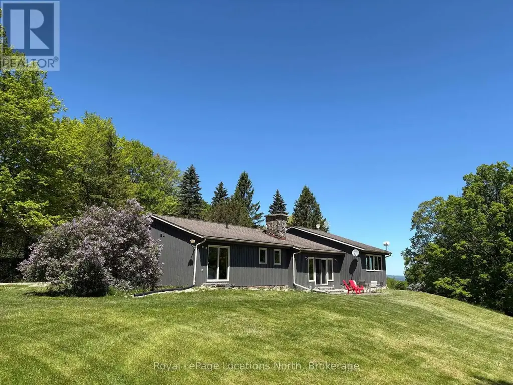 446070 Johnston's Side Road, Grey Highlands