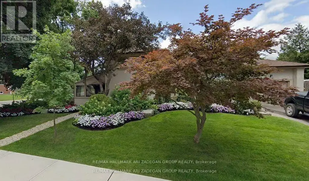 290 Gretel Drive, Richmond Hill (Mill Pond)