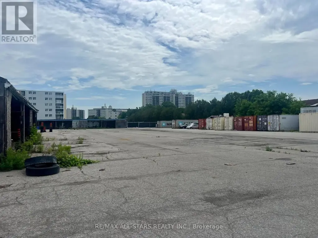 #f - 1279 Simcoe Street N, Oshawa (Centennial)