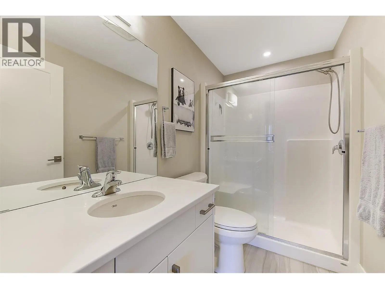 3090 Burtch Road Unit# 201. Kelowna, British Columbia