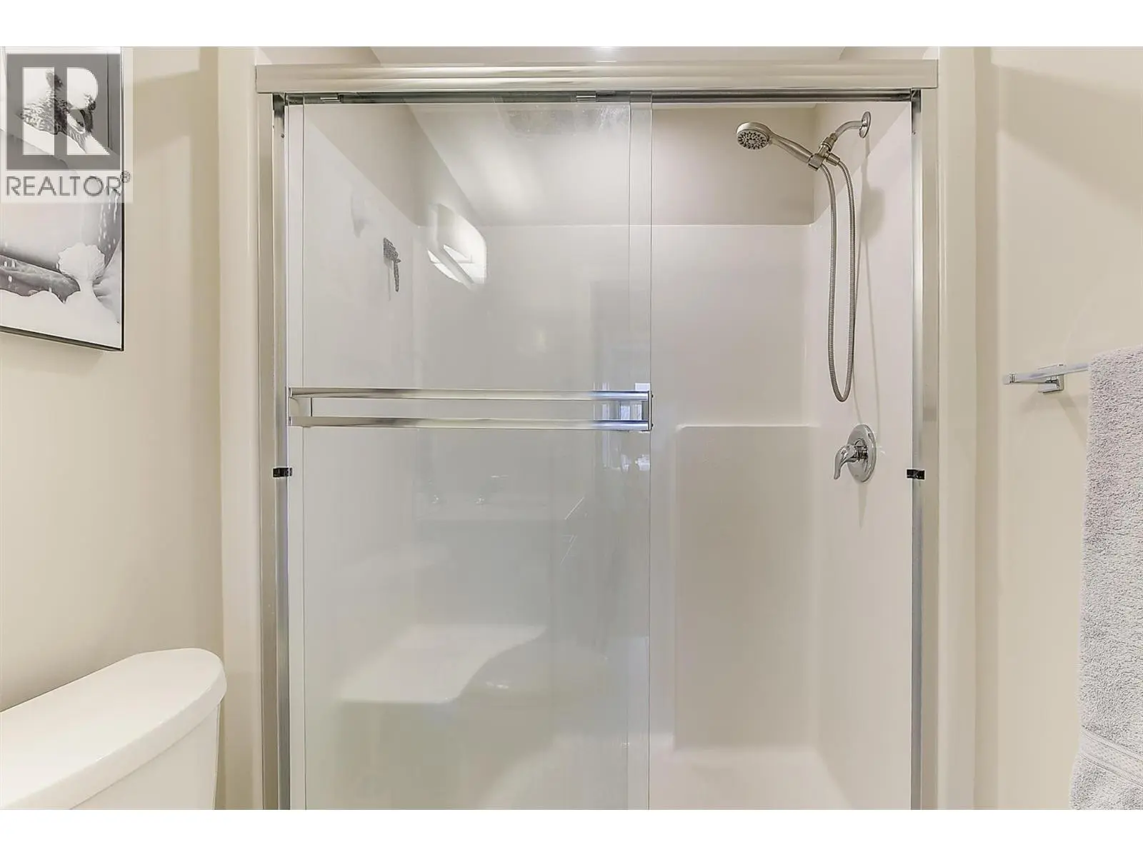 3090 Burtch Road Unit# 201. Kelowna, British Columbia