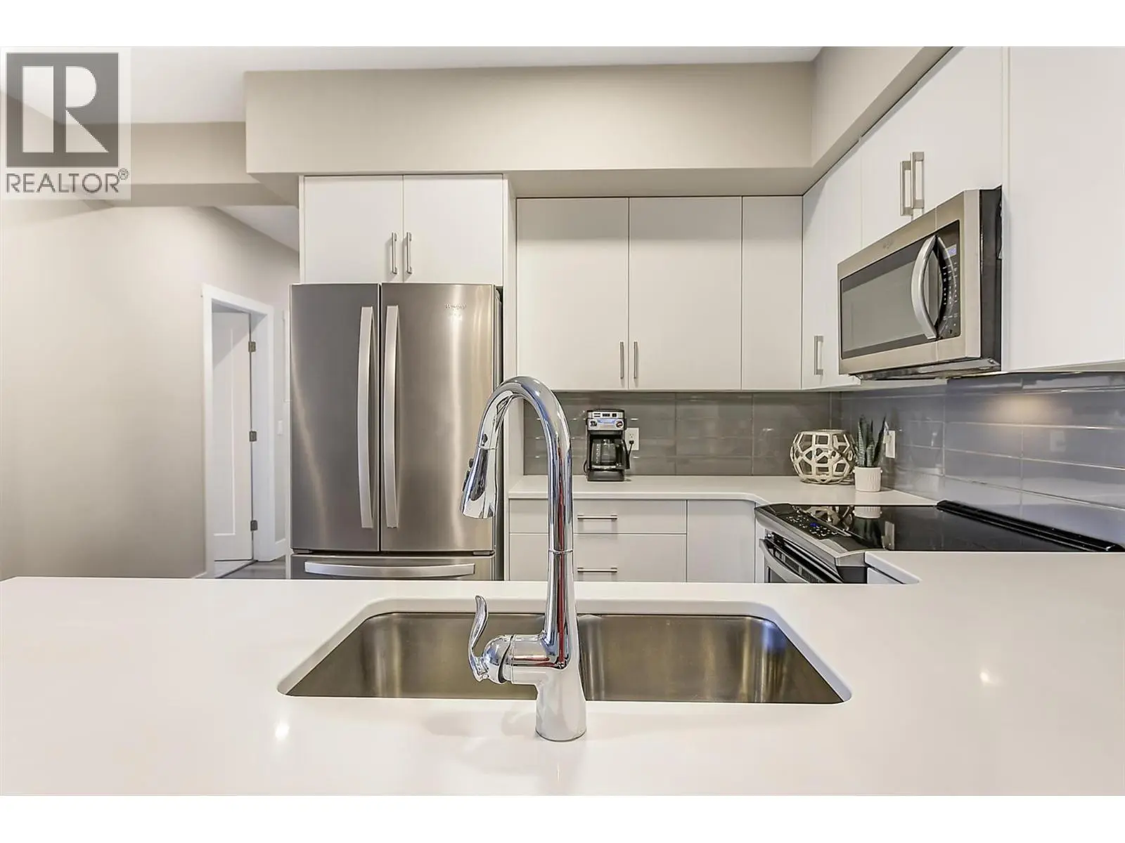 3090 Burtch Road Unit# 201. Kelowna, British Columbia