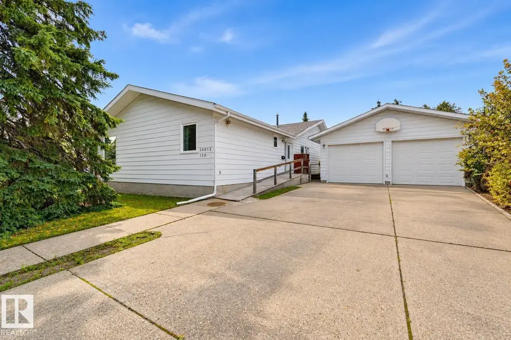 14012 120 St Nw, Edmonton