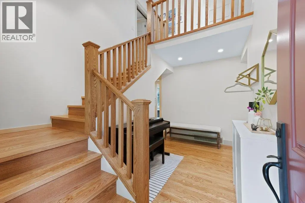 4852-4858 Lakeshore Road. Kelowna, British Columbia