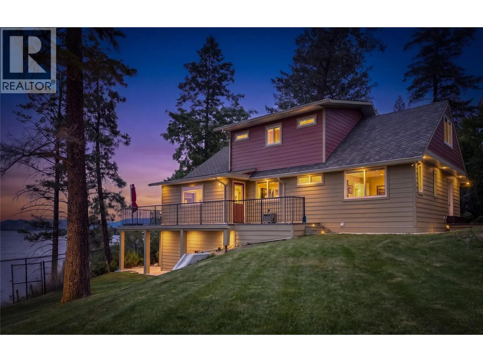 4852-4858 Lakeshore Road. Kelowna, British Columbia