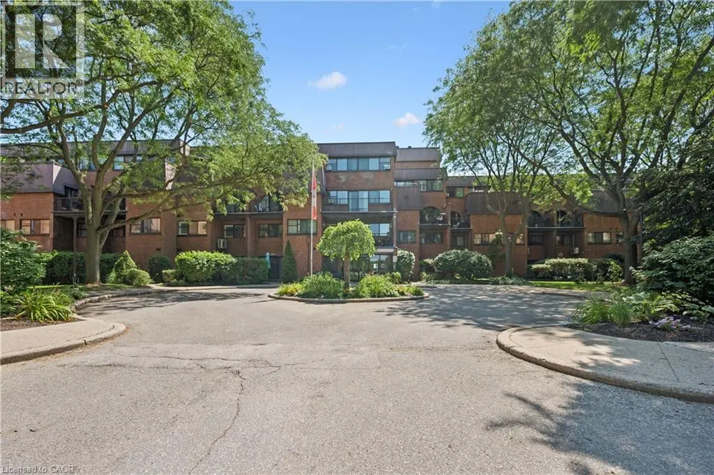 36 Hayhurst Road Unit# 329, Brantford