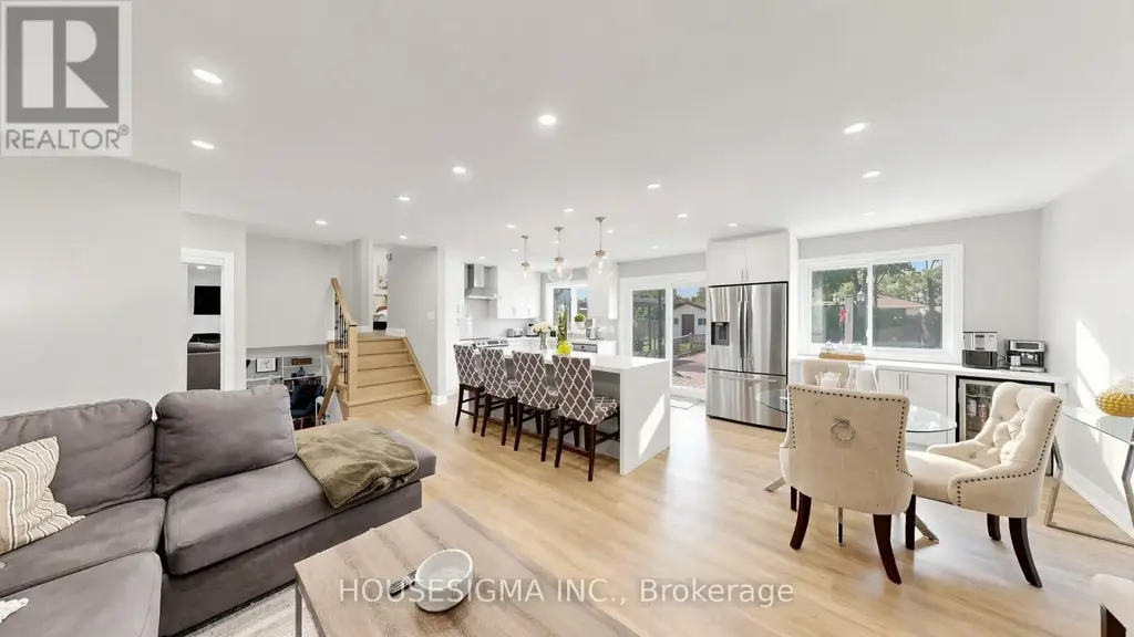 1486 Barker Avenue, Burlington (Mountainside)