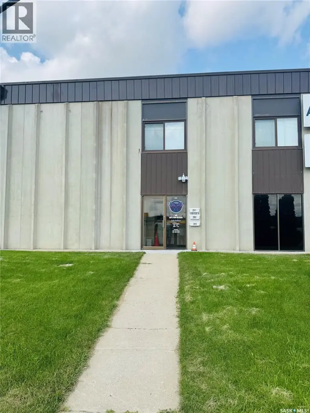 201 149 Robin Crescent, Saskatoon