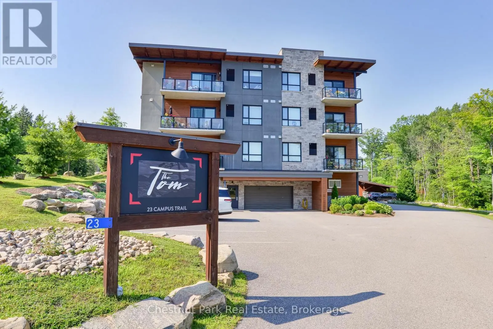101 - 23 Campus Trail, Huntsville (Chaffey)