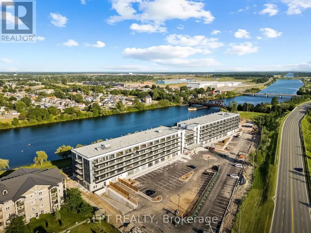 122 - 350 Prince Charles Drive S, Welland (Broadway)