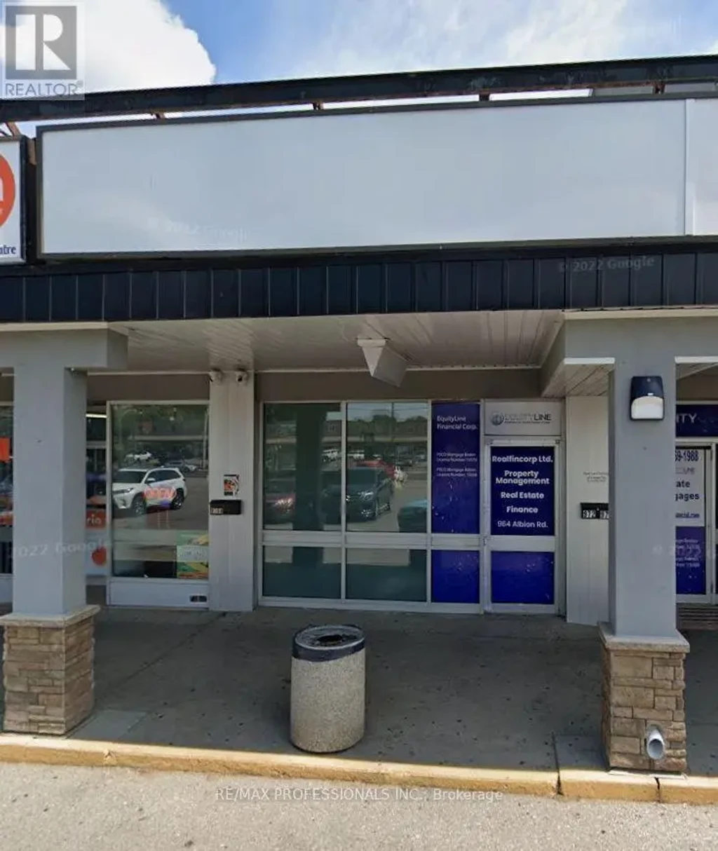 974 Albion Road, Toronto (Thistletown-Beaumonde Heights)