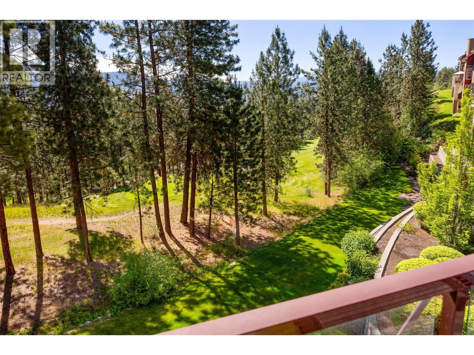 1795 Country Club Drive Unit# 204. Kelowna, British Columbia