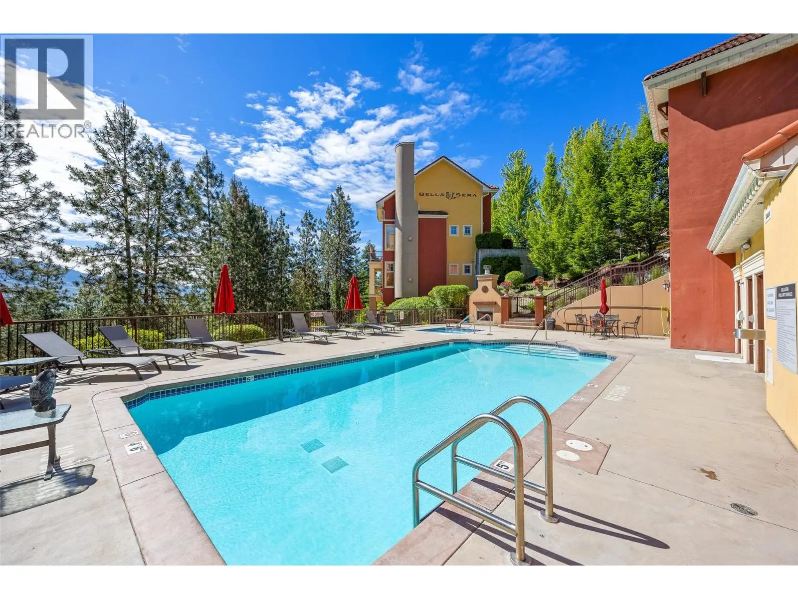 1795 Country Club Drive Unit# 204. Kelowna, British Columbia