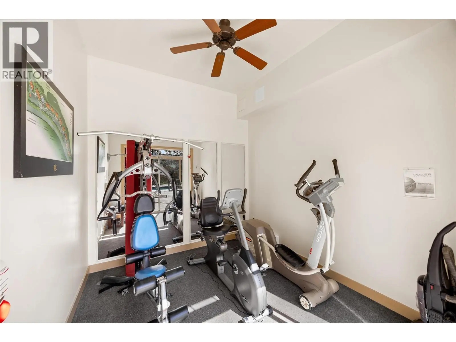 1795 Country Club Drive Unit# 204. Kelowna, British Columbia