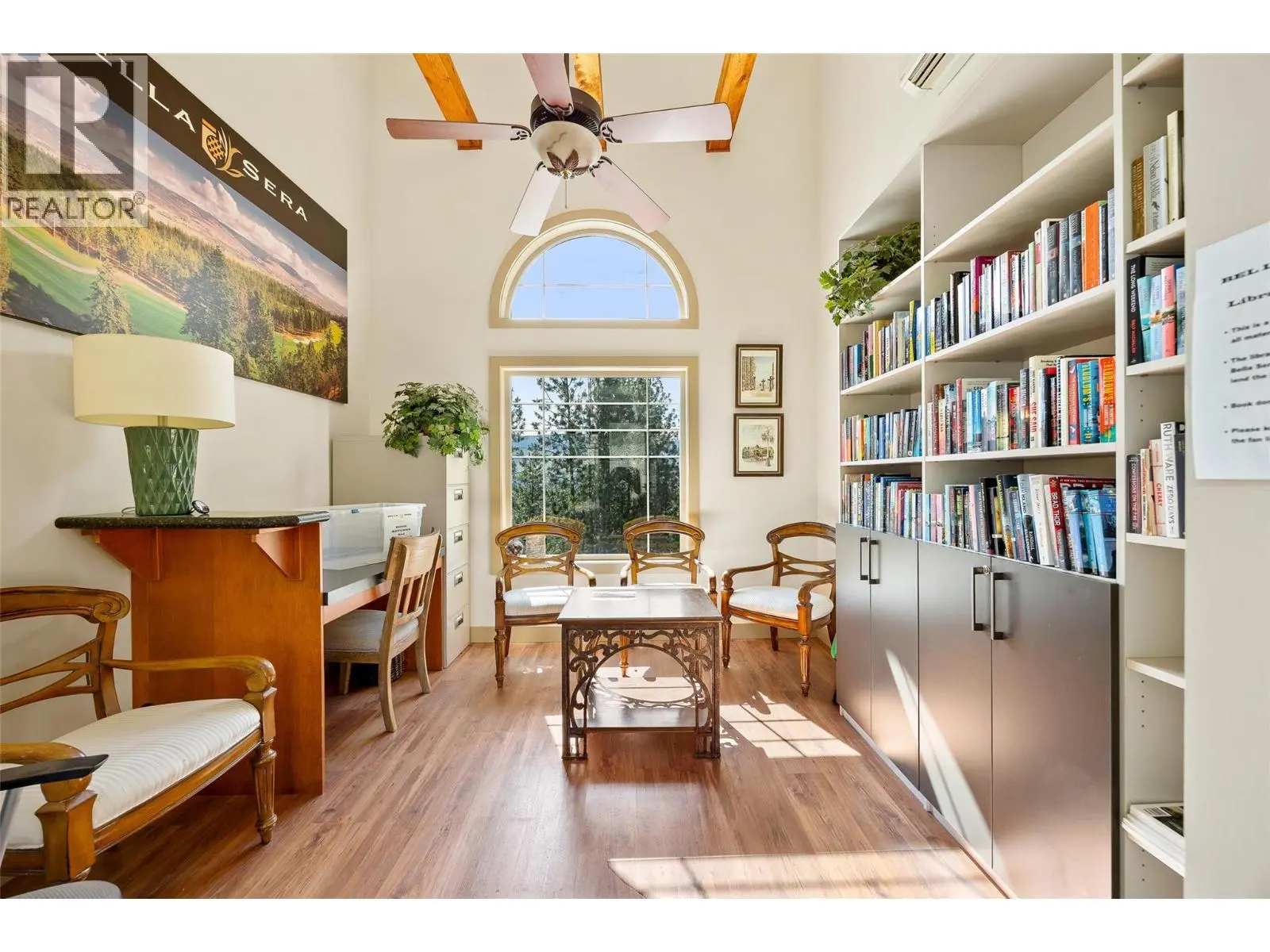 1795 Country Club Drive Unit# 204. Kelowna, British Columbia