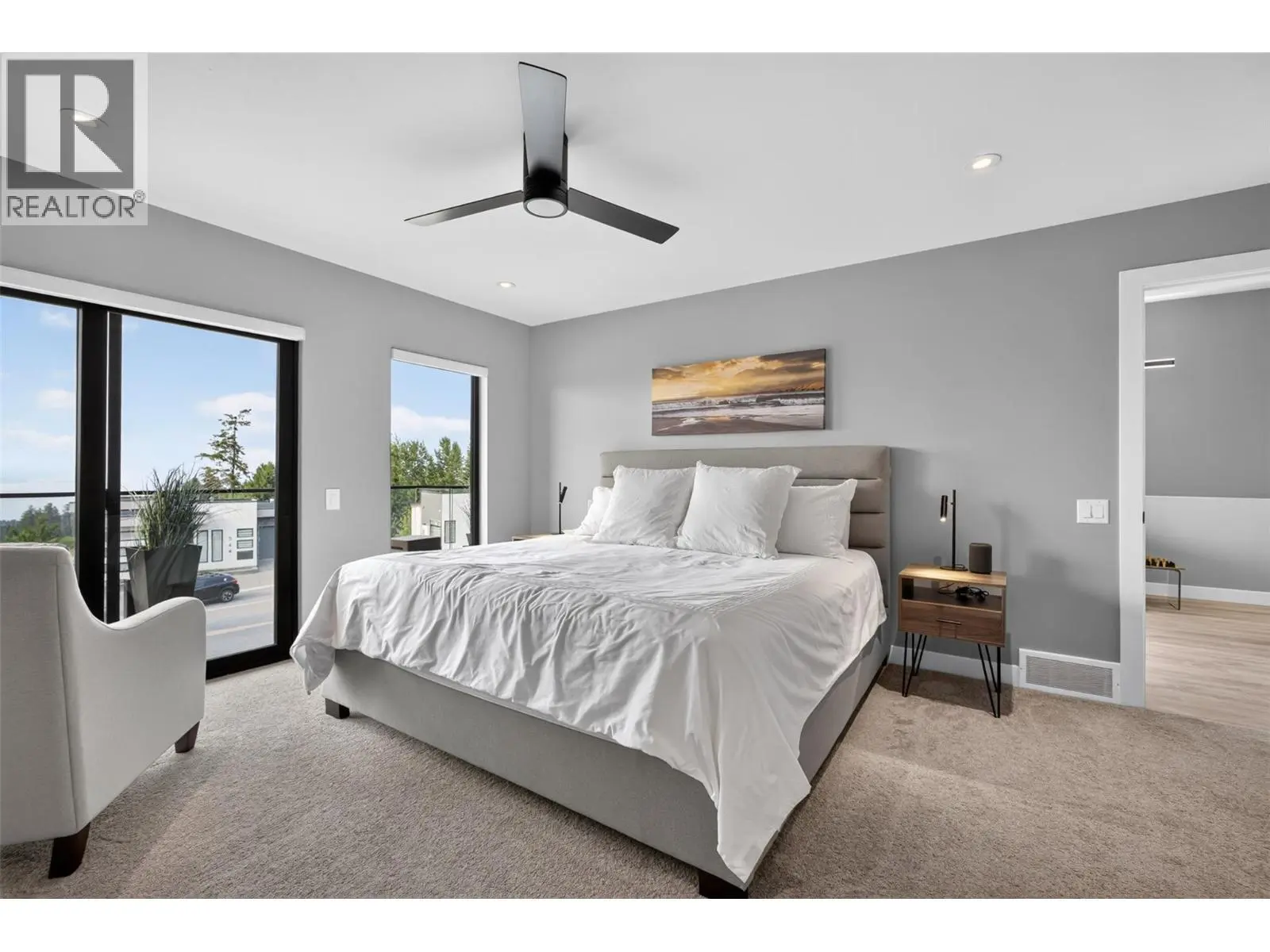 537 Hawes Court. Kelowna, British Columbia